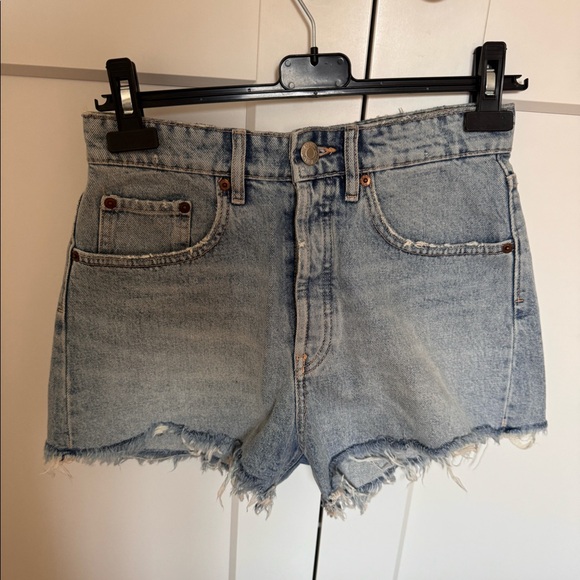 ZARA High waisted Jean shorts - Picture 1 of 7
